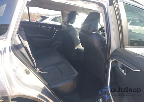 2024 Toyota Rav4 Xle Premium из США, поврежденный, VIN 2T3A1RFV2RC484062